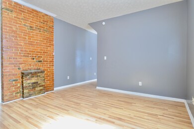 1501 Franklin Ave unit 503, Columbus, OH 43205 - photo 3