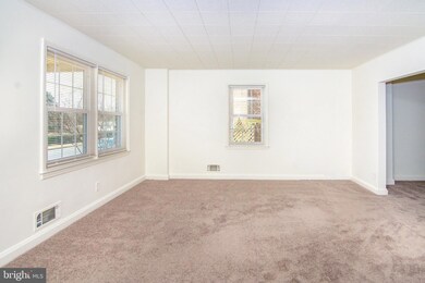 23 S Hawthorne Rd, Middle River, MD 21220 - photo 7