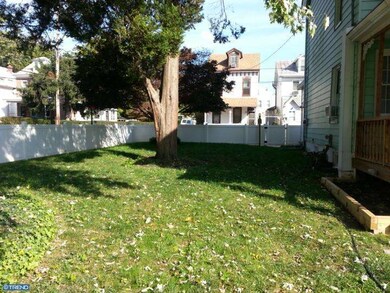 225 9th St, Upland, PA 19015 - photo 2