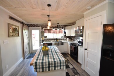 933 A T Dean Rd, Harrodsburg, KY 40330 - photo 4