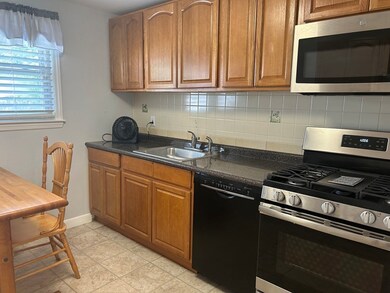 6 Genetti Cir unit 6, Bedford, MA 01730 - photo 3