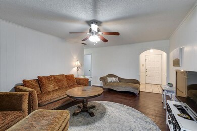 606 S Hyde Park Ave, Denison, TX 75020 - photo 4