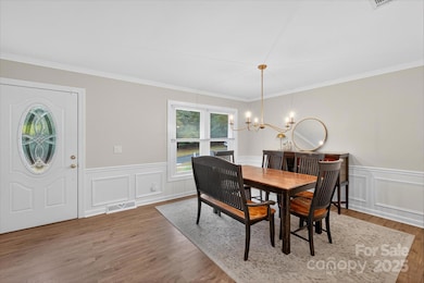 13423 Idlefield Ln, Matthews, NC 28105 - photo 3