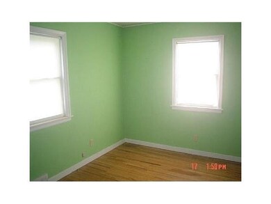 445 E Stenzil St, North Tonawanda, NY 14120 - photo 6