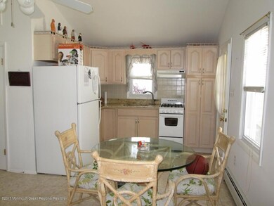 Kitch dining area