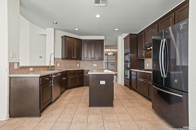 3415 Highline Trail, San Antonio, TX 78261 - photo 3