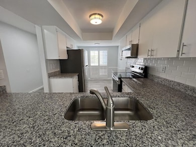 5262 Wedgewood Ln unit 52, Sarasota, FL 34235 - photo 4