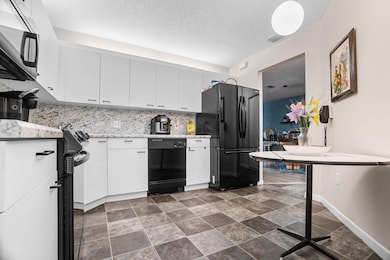 4161 Coral Tree Cir unit 261, Coconut Creek, FL 33073 - photo 3