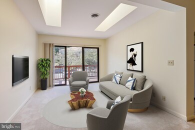 203 Skyhill Rd unit 7, Alexandria, VA 22314 - photo 2