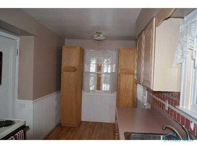 3722 Shelbourne Ave, Toledo, OH 43613 - photo 5