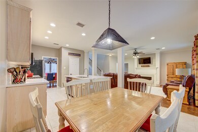 8710 Light Fall Cir, Houston, TX 77095 - photo 6