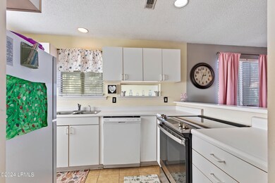 Kitchen2