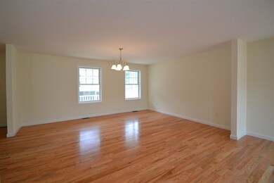 94 Millers Farm Dr unit 94, Rochester, NH 03868 - photo 6