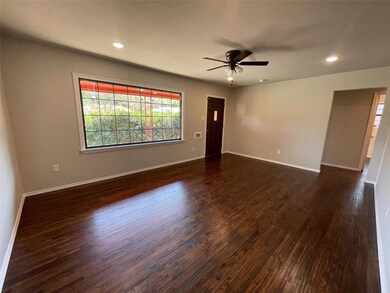 816 Ala Dr, Fort Worth, TX 76108 - photo 4