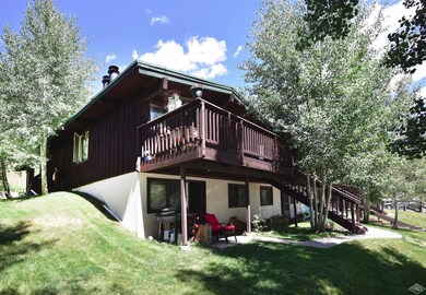Vail Heights #5 is a quiet, corner unit