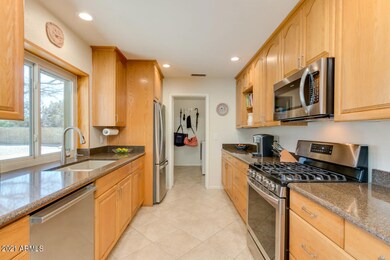 Listing_617018_Photo_2