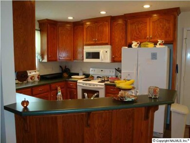 27640 Gretta Cir, Ardmore, AL 35739 - photo 5