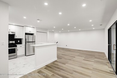 9 - Dining Area