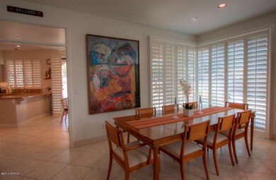 005_Dining Room