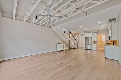 1616 Elgin St unit 11, Houston, TX 77004 - photo 2