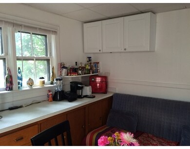 191 Mount Auburn St unit 2, Cambridge, MA 02138 - photo 3