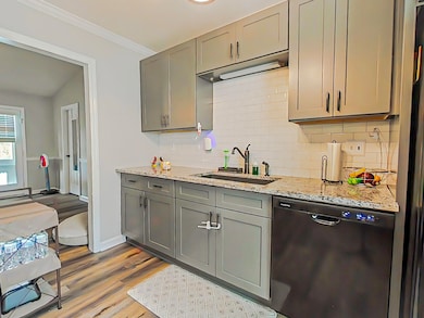 16-Kitchen