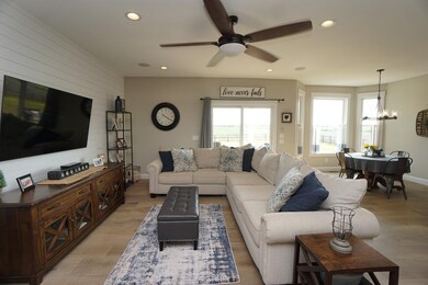 311 Mackenzie Ct, Blanchester, OH 45107 - photo 4