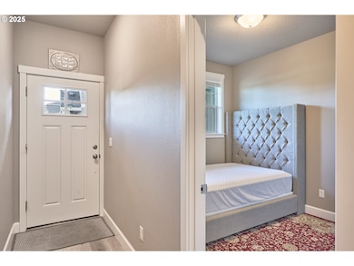 4844 SW 179th Ave, Beaverton, OR 97078 - photo 3