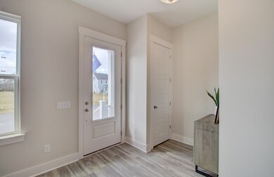 SUNNY FOYER
