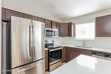 006-photo-kitchen-11281394