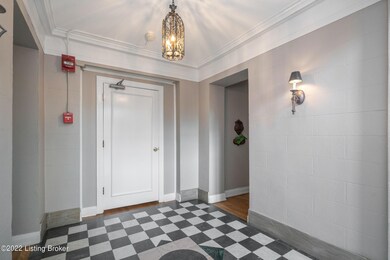 1360 Eastern Pkwy unit 6, Louisville, KY 40204 - photo 7