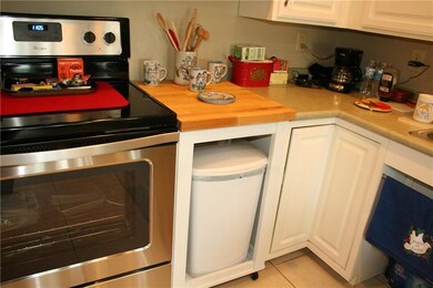 2955 Two Worlds Dr, Columbus, IN 47201 - photo 7