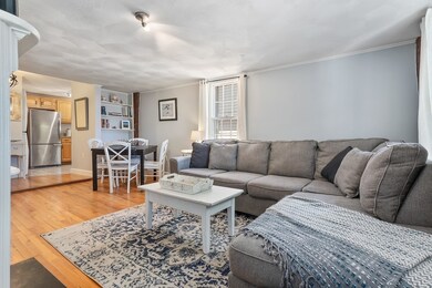 32 Temple St unit 3, Newburyport, MA 01950 - photo 5