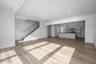 006_garbett_homes-5_113MLS