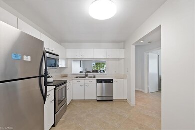 7712 Jewel Ln unit 204, Naples, FL 34109 - photo 4