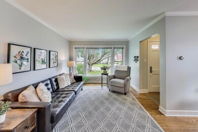 240 Parkview Rd, Glenview, IL 60025 - photo 4