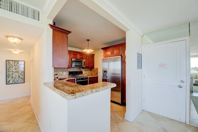 Jamaica House Condominium unit 512, Pompano Beach, FL 33062 - photo 6