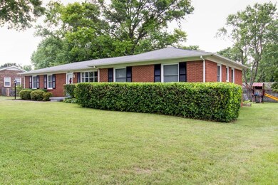 4005 Mcintire Dr, Columbia, TN 38401 - photo 2