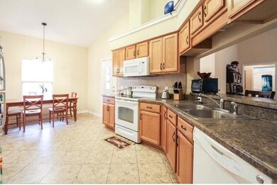 340 Camellia Kitchen