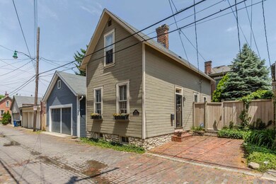 832 Macon Aly, Columbus, OH 43206 - photo 2