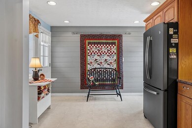 37 Syracuse Rd, Nashua, NH 03064 - photo 5