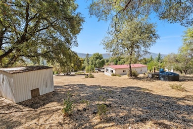 40882 Jean Rd E, Oakhurst, CA 93644 - photo 7