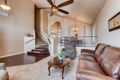 1230 S Harrington Street-large-004-6-Liv