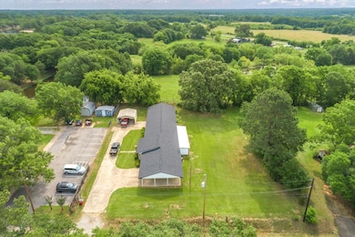 510 Bradburn Rd unit 514, Grand Saline, TX 75140 - photo 4