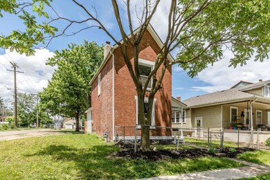05-30-18 880 Thomas Ave 04