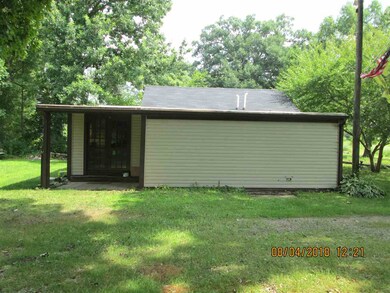 2906 W Bass Creek Rd, Beloit, WI 53511 - photo 2