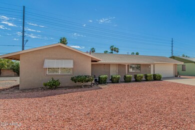 9908 W Crosby Cir N, Sun City, AZ 85351 - photo 5