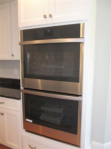 70 Pine St, Hooksett, NH 03106 - photo 6