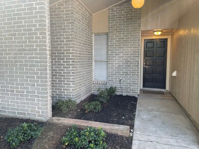 2615 Woodwild Dr, Houston, TX 77038 - photo 2