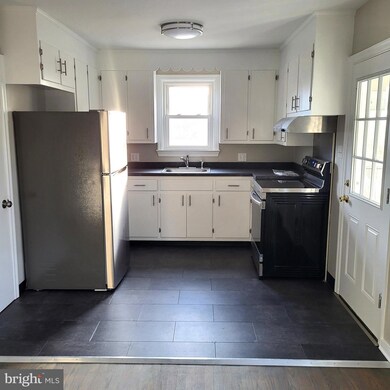 121 Broadway, Hammonton, NJ 08037 - photo 6